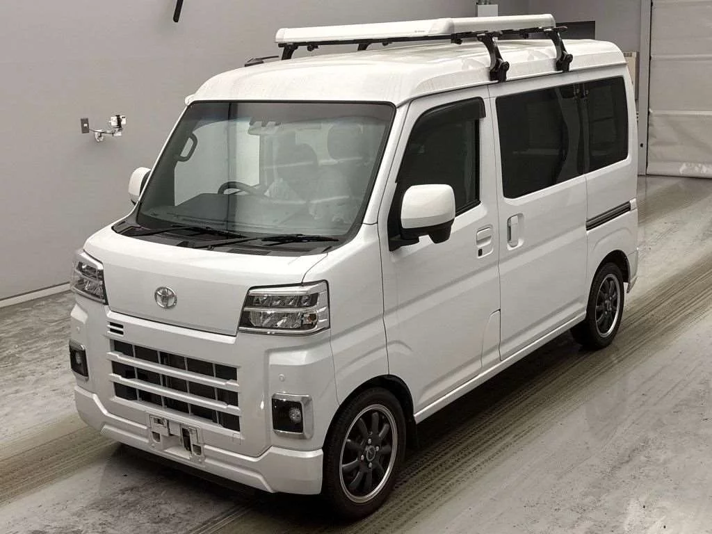 Toyota Pixis Van S700M 2023